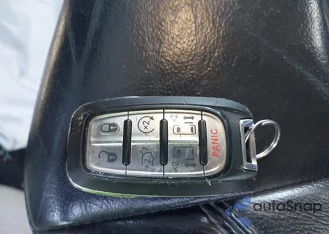 2019 Chrysler Pacifica Touring L z USA, uszkodzony, nr VIN 2C4RC1BG0KR575819